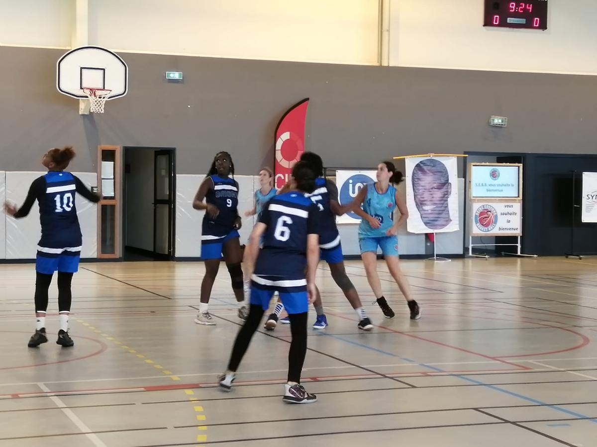 290187858_8357649357594020_3470187934201189224_n